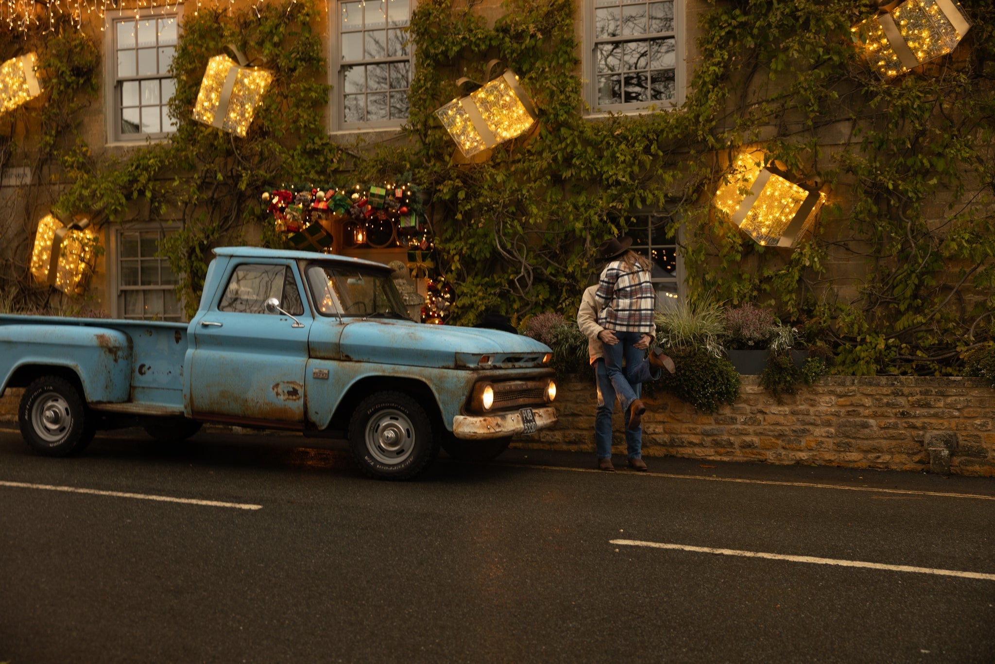 Western Round Up - December