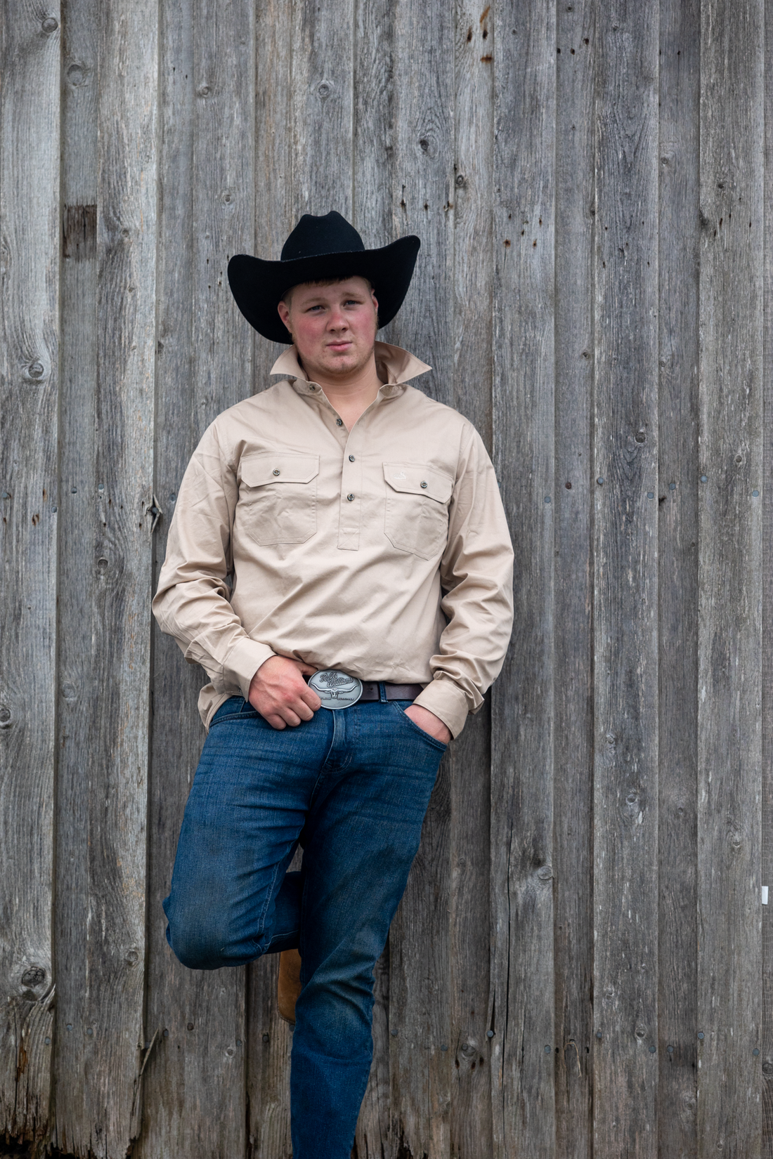 Waikari Work Shirt (Almond)